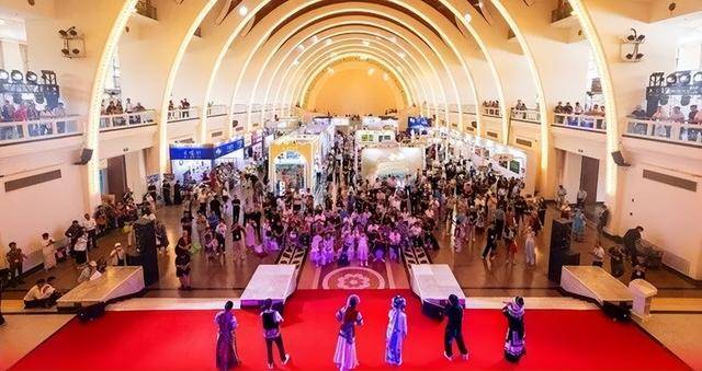 天花板”展销会成了文旅新爆款麻将胡了试玩模拟器魔都“逛吃(图3) 天花板”展销会成了文旅新爆款麻将胡了试玩模拟器魔都“逛吃(图3)